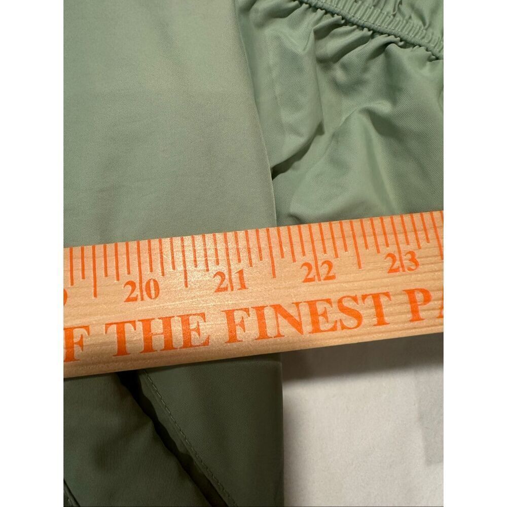 BDG Urban Outfitters Elton Bomber Jacket Green Ruched Sleeve Cropped M, NWT - Picture 8 of 10